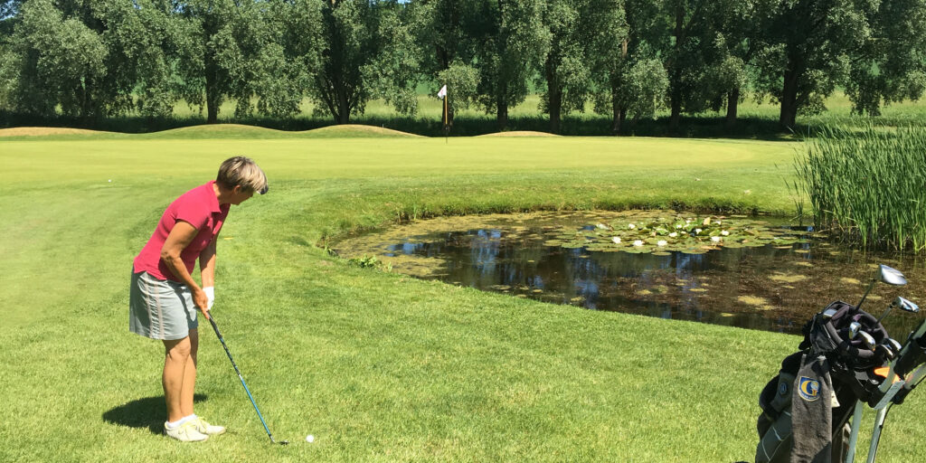 Janne Aarre på golfbanen i Roskilde.